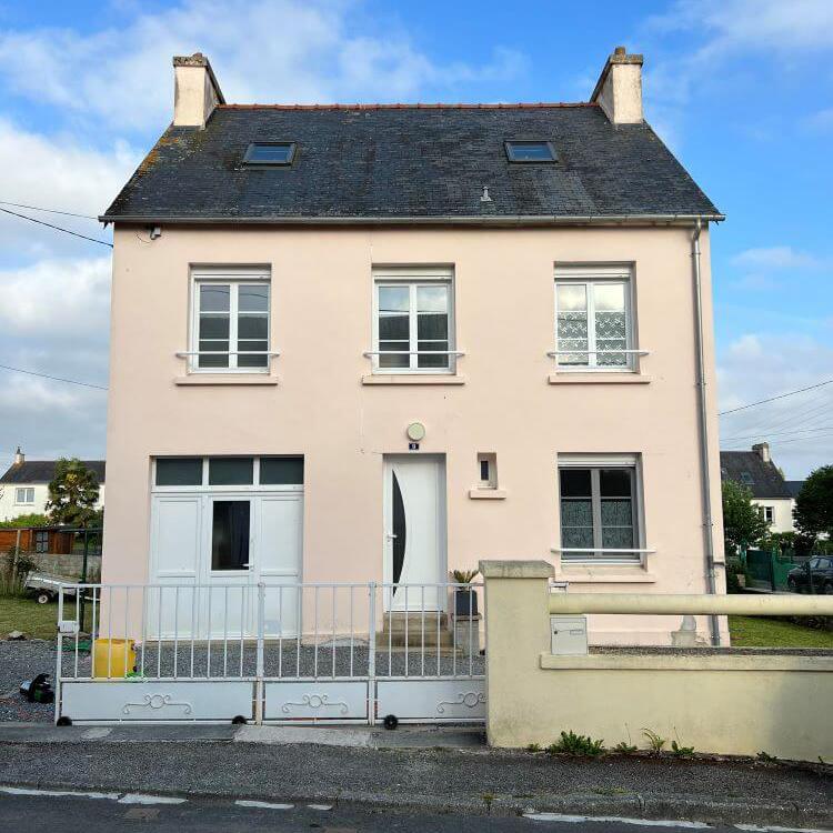 Ravalement de façade à Pleyben (29190)